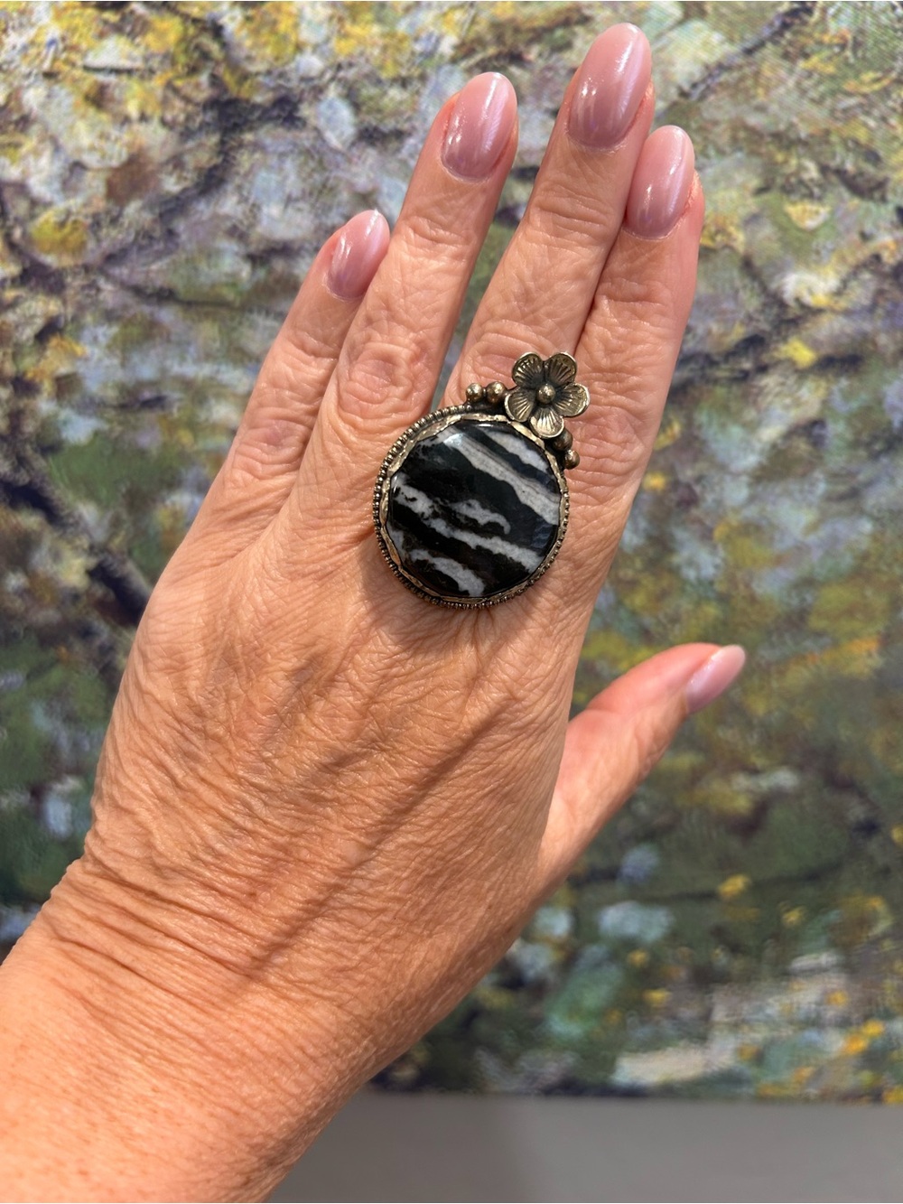 German Silver Vintage-Inspired Black & White Zebra Stone Flower Ring adjustable